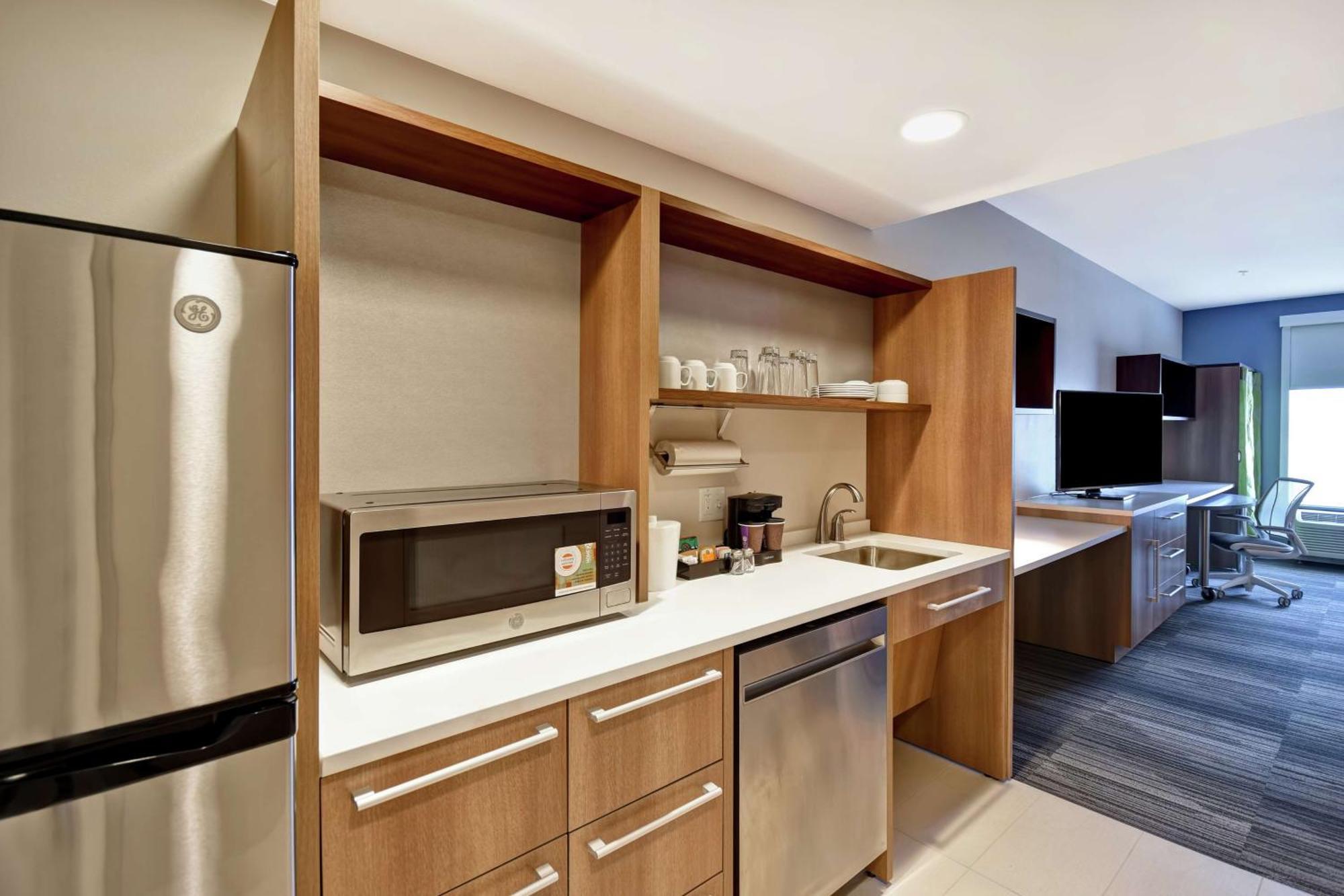 Home2 Suites By Hilton Terre Haute Bagian luar foto