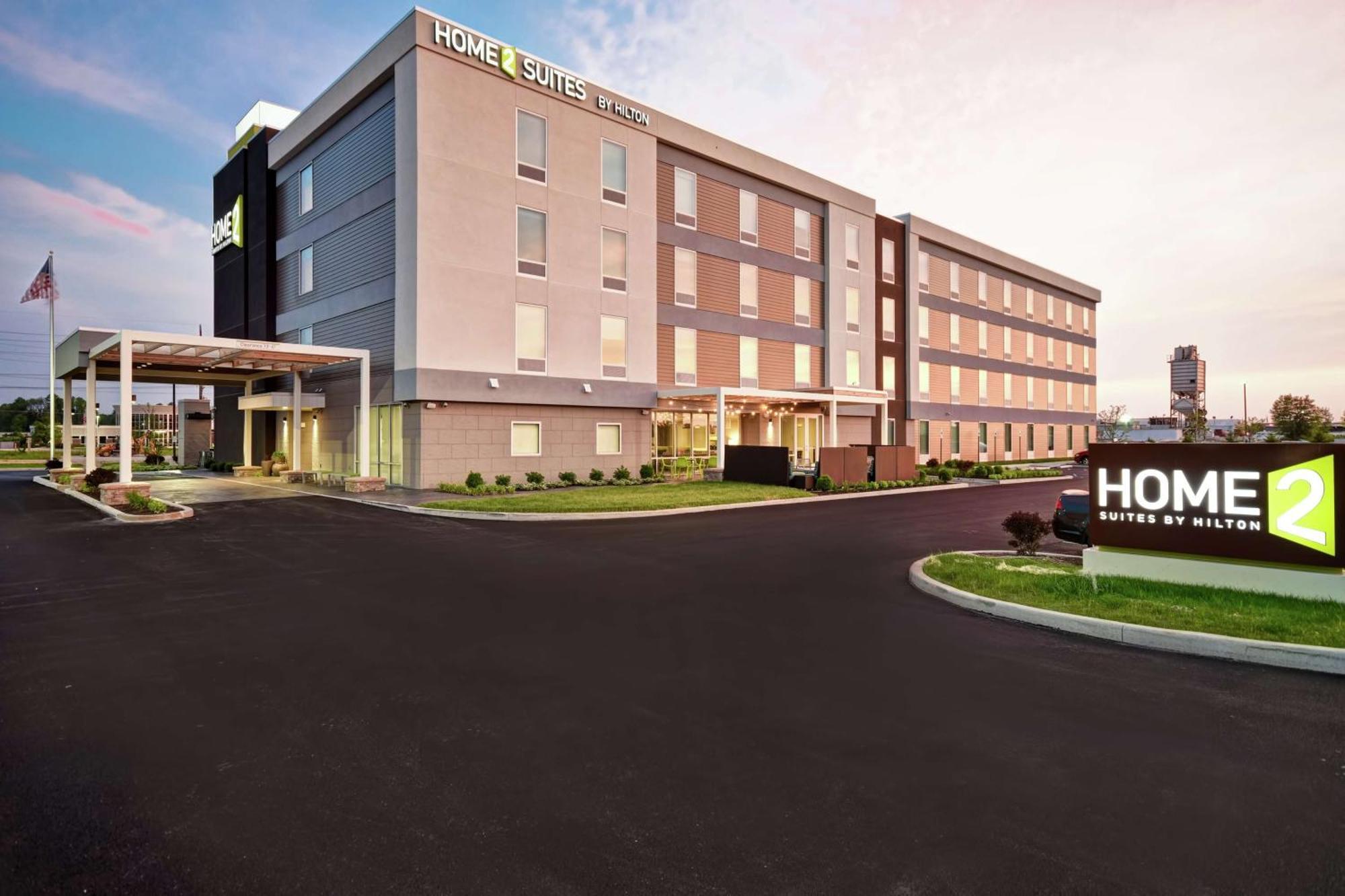 Home2 Suites By Hilton Terre Haute Bagian luar foto