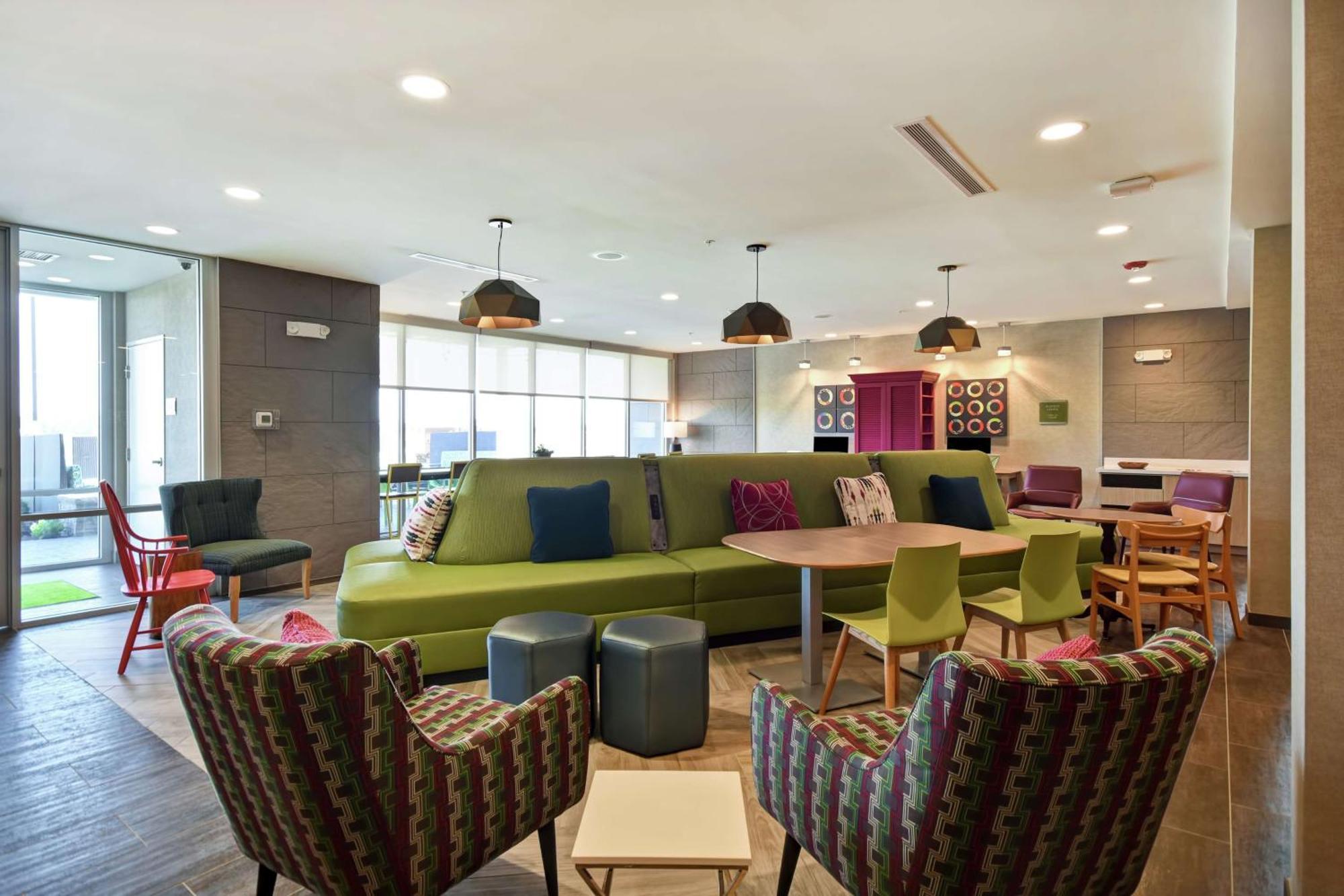 Home2 Suites By Hilton Terre Haute Bagian luar foto