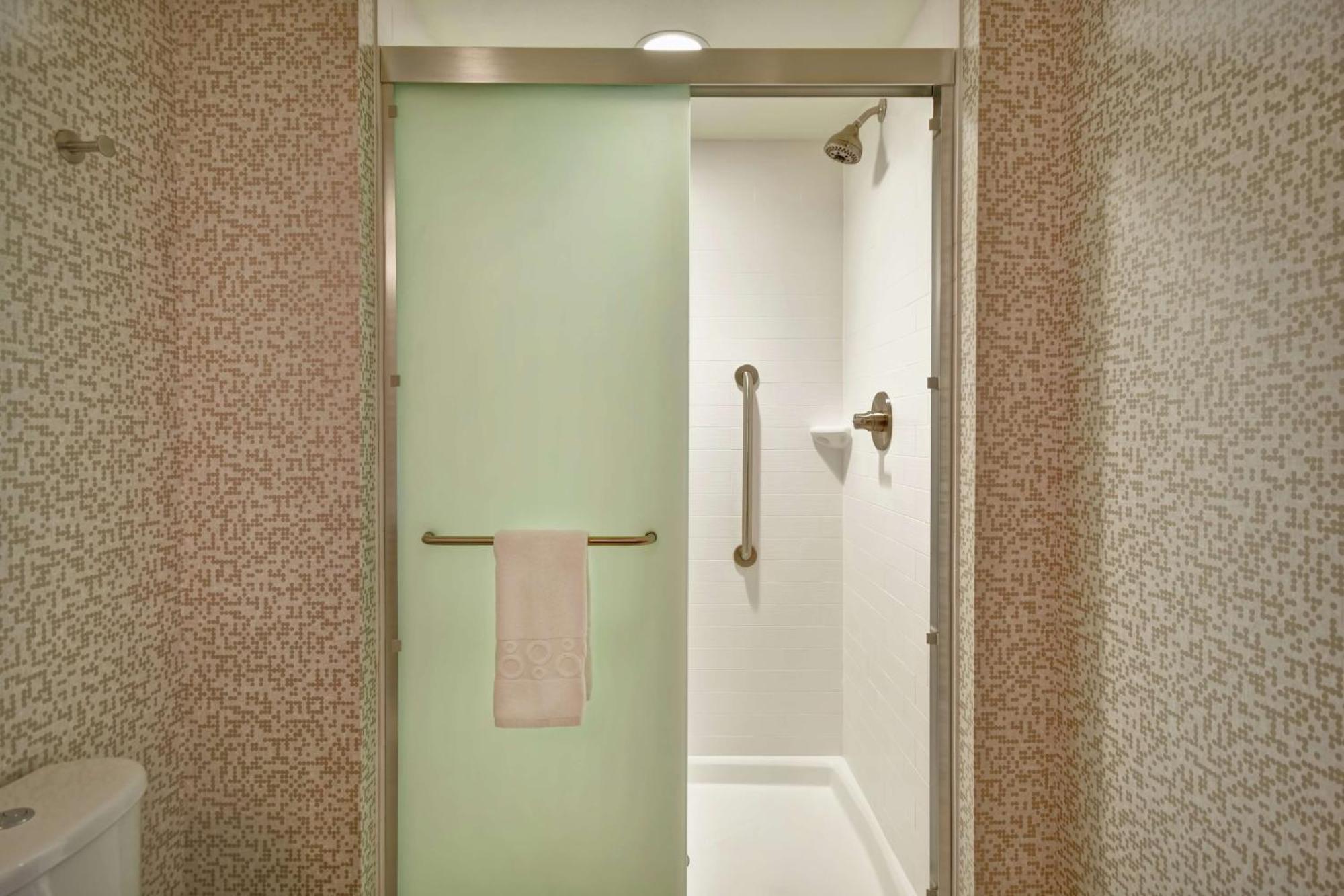 Home2 Suites By Hilton Terre Haute Bagian luar foto