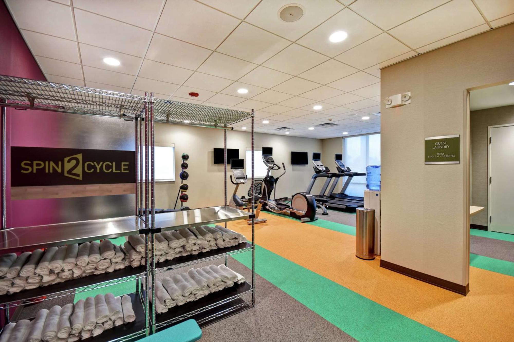 Home2 Suites By Hilton Terre Haute Bagian luar foto