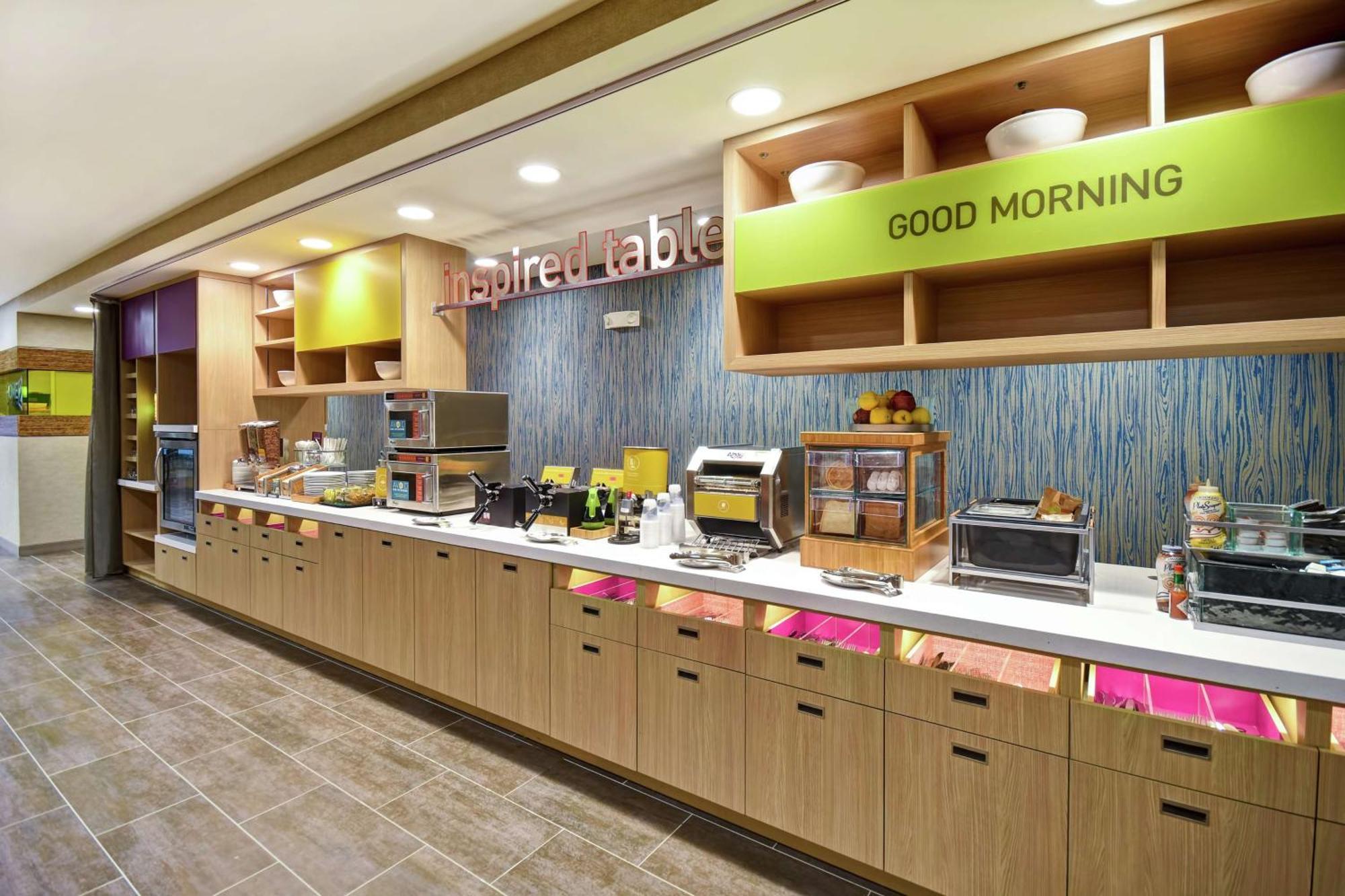 Home2 Suites By Hilton Terre Haute Bagian luar foto